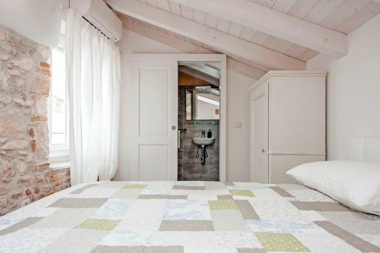 Apartment And Studio Ca' 3 Vie Rovinj Exterior foto