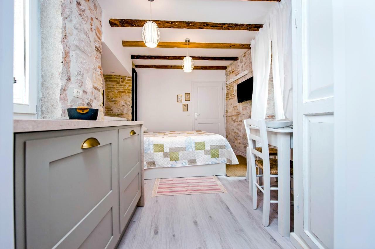 Apartment And Studio Ca' 3 Vie Rovinj Exterior foto