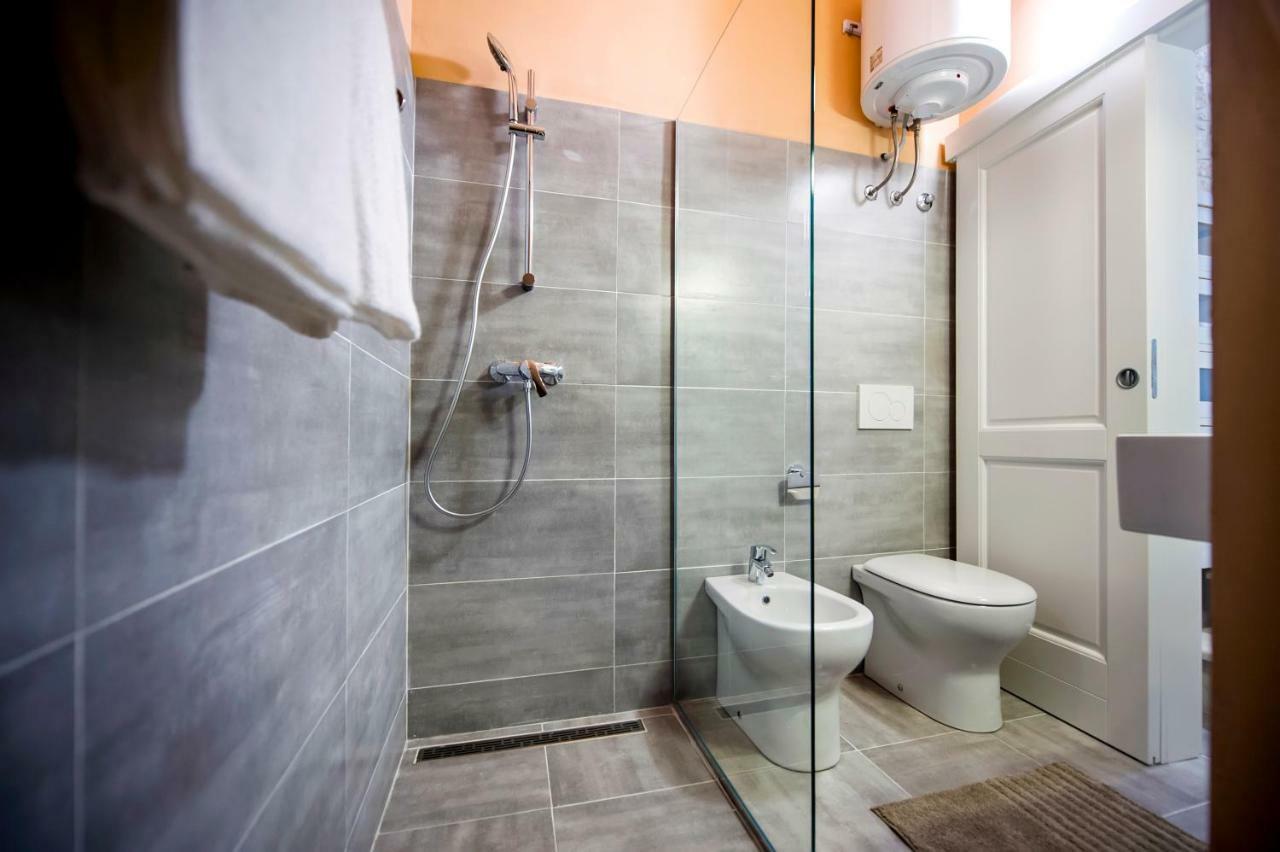 Apartment And Studio Ca' 3 Vie Rovinj Exterior foto