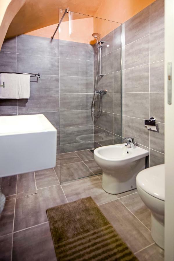 Apartment And Studio Ca' 3 Vie Rovinj Exterior foto